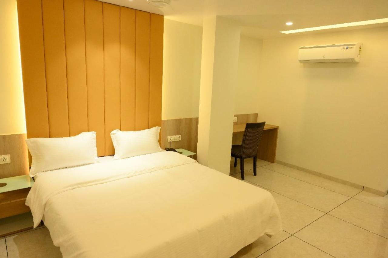 Hotel Parqotel Arnala Экстерьер фото